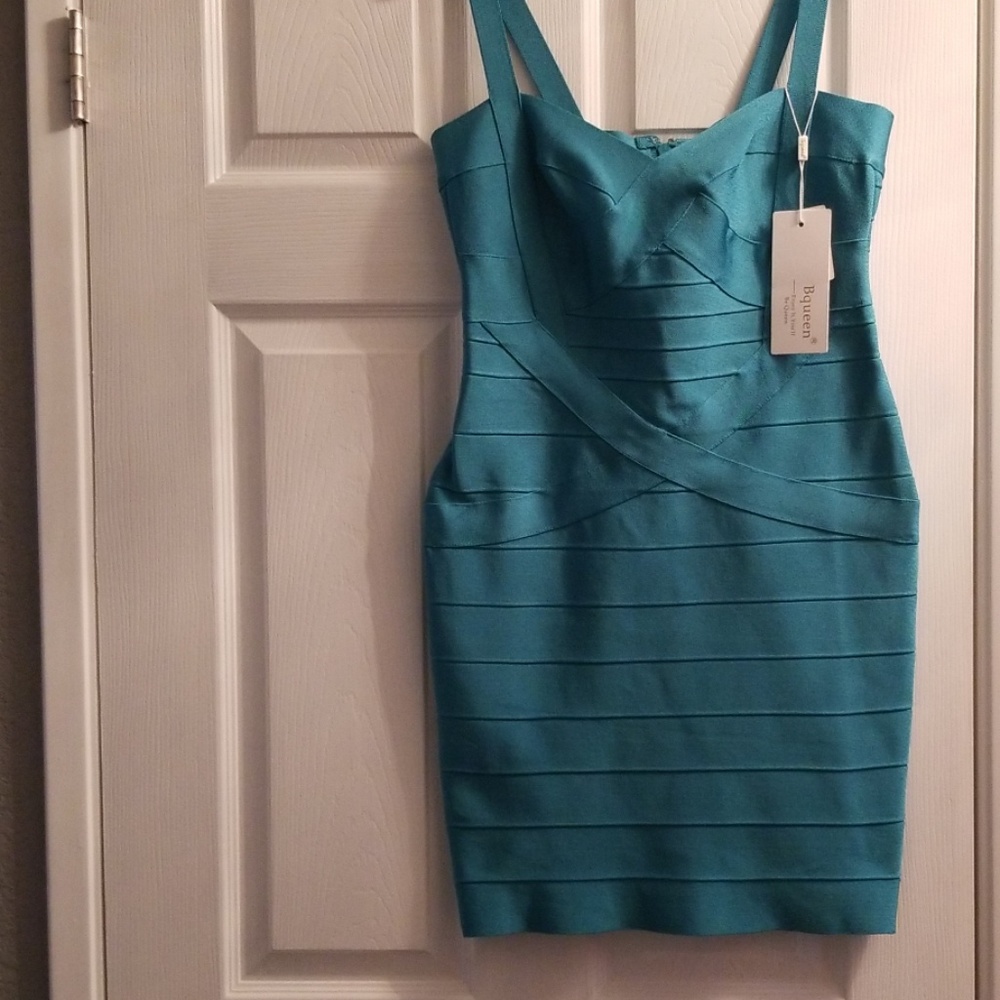 Formfitted Green sexy dress